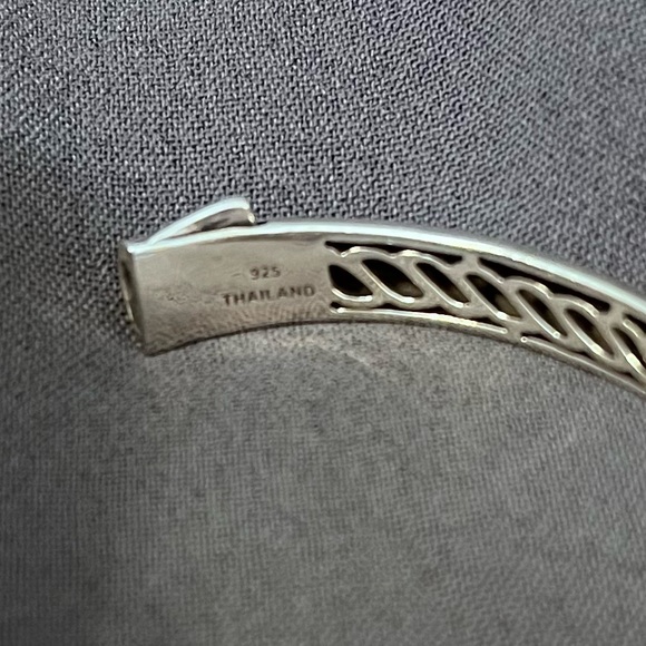 JAI John Hardy Sukhothai Twist Bracelet - Picture 2 of 4